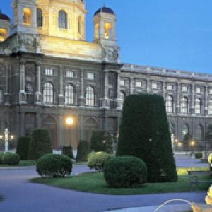 Austrian-Garden-at-Twilight -Vienna 