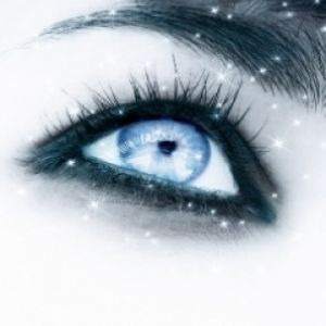 Funkelndes Blaues Auge