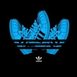 Blaue Adidas Sneakers
