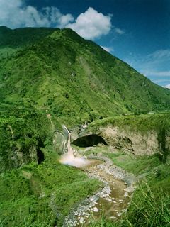 Beeindruckender Bergwasserfall