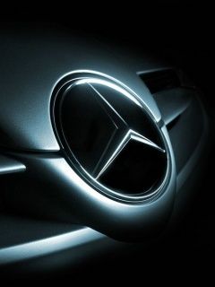Mercedes-Benz Logo