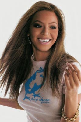 Beyoncé Glamour Shot