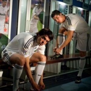 Fußballspieler in der Umkleide