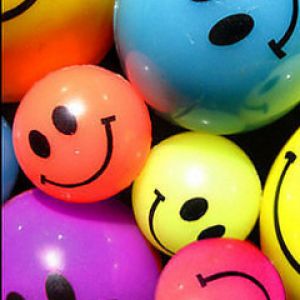 Bunte Smiley-Bälle