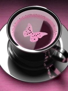 Kaffee mit Schmetterling