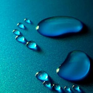 Blaue Wassertropfen abstrakt