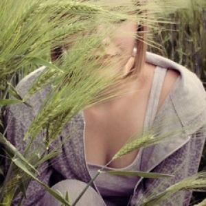 Mädchen in der Natur