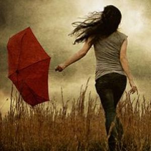 Mädchen mit Rotem Regenschirm