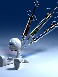 Lustige Cartoonfigur mit Spritzen