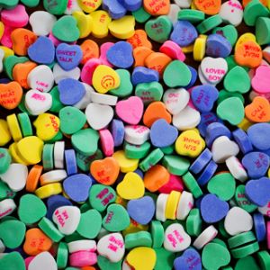 Bunte Herzbonbons