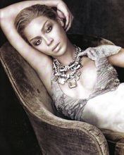 Beyoncé Glamour Shot