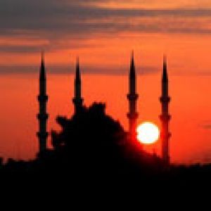 Sonnenuntergang über Moschee