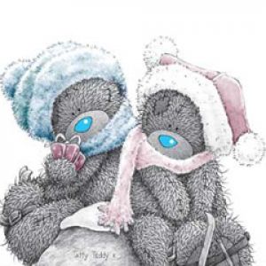 Niedliche Teddybären in Wintermützen