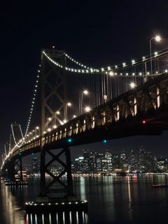 Nachtansicht der Bay Bridge