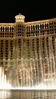 Bellagio-Brunnen bei Nacht