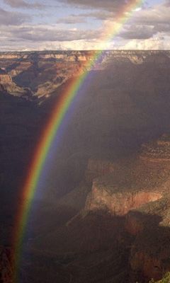 Regenbogen über dem Grand Canyon