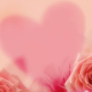 Romantische Rosen und Herzen