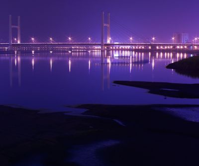 Nachtbrücke Reflexion