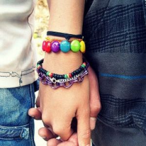 Bunte Freundschaftsarmbänder