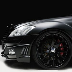 Elegantes Schwarzes Auto