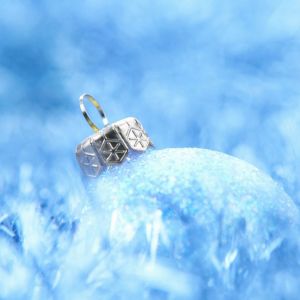 Blaue Weihnachtsdekoration