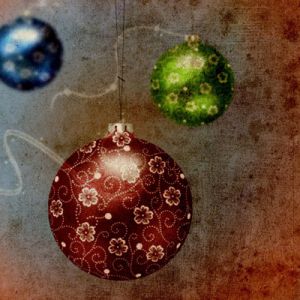 Bunte Weihnachtsornamente