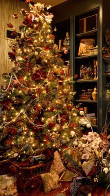 Wunderschöne Weihnachtsbaumdekoration