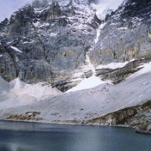 Majestätische Schneebedeckte Berge