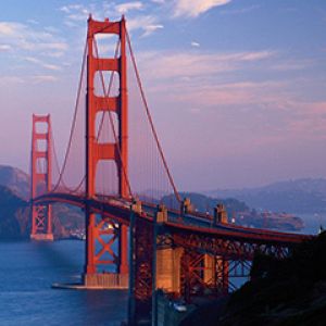 Golden Gate Brücke bei Sonnenuntergang