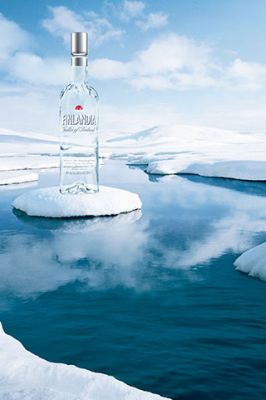Finlandia Vodka in Eislandschaft