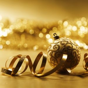 Goldene Weihnachtsdekoration