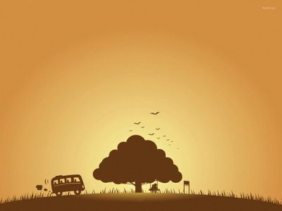 Silhouette eines Baumes und eines Busses