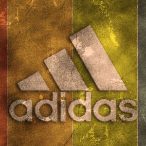 Adidas Logo Vintage Stil