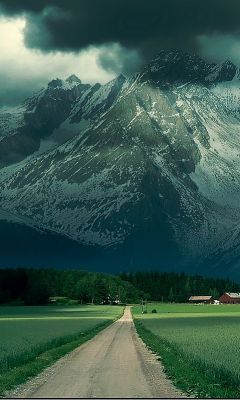 Majestätische Berglandschaft