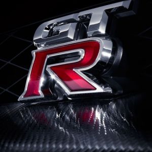 Nissan GT-R Emblem