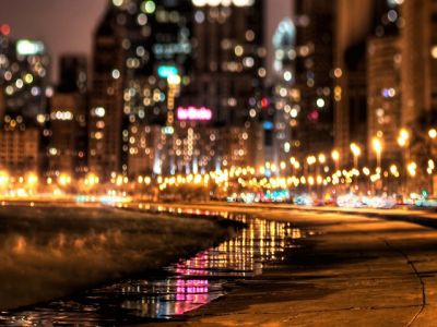 Städtische Nachtlichter Reflexion
