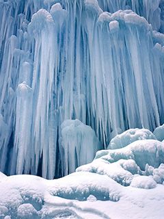 Eisformationen in der Natur