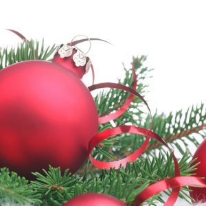 Rote Weihnachtsornamente