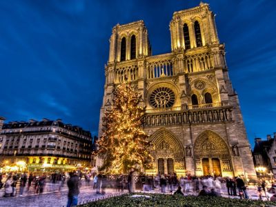 Kathedrale Notre Dame zu Weihnachten