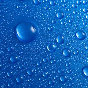 Blaue Wassertropfen