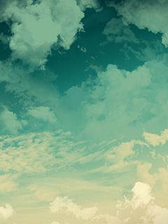 Ruhiger Himmel mit Wolken