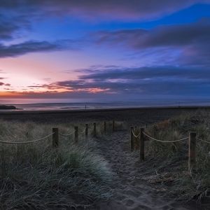 Ruhiger Strand Sonnenuntergang