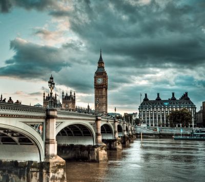 Big Ben und Westminster Bridge