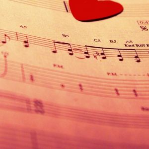 Musiknoten mit Herz