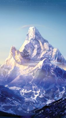 Majestätischer Schneebedeckter Berg