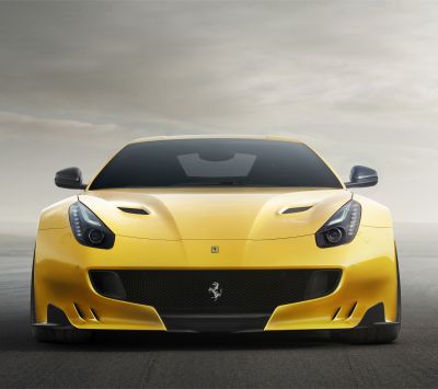 Gelbes Ferrari Sportwagen